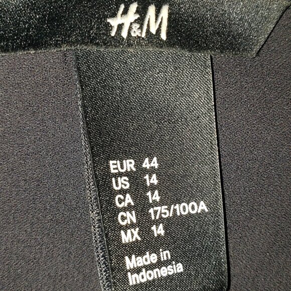 Women's H&M Black Sheer High Low Button-Down Shirt - 14 - Picture 5 of 5